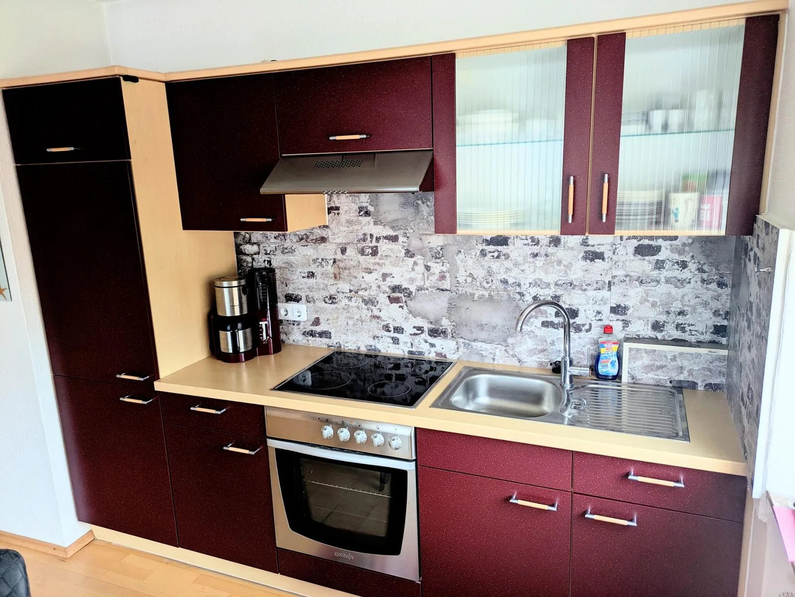 Voll ausgestattete Küche der Ferienwohnung